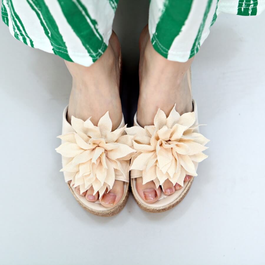 正韓國空運 厚底花朵楔形跟涼拖鞋